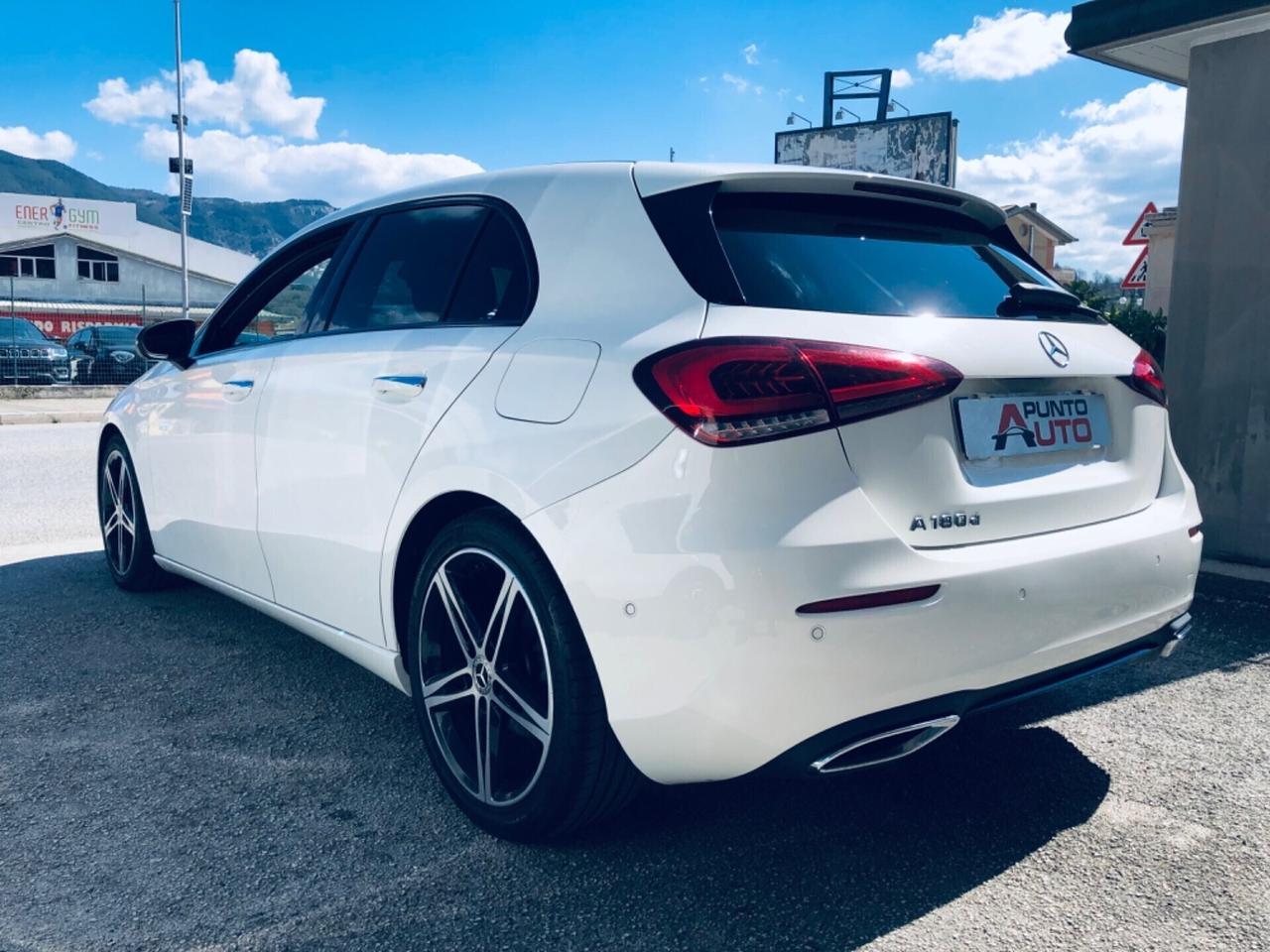 Mercedes-benz CLASSE A 180 d Automatic Sport LUCI-