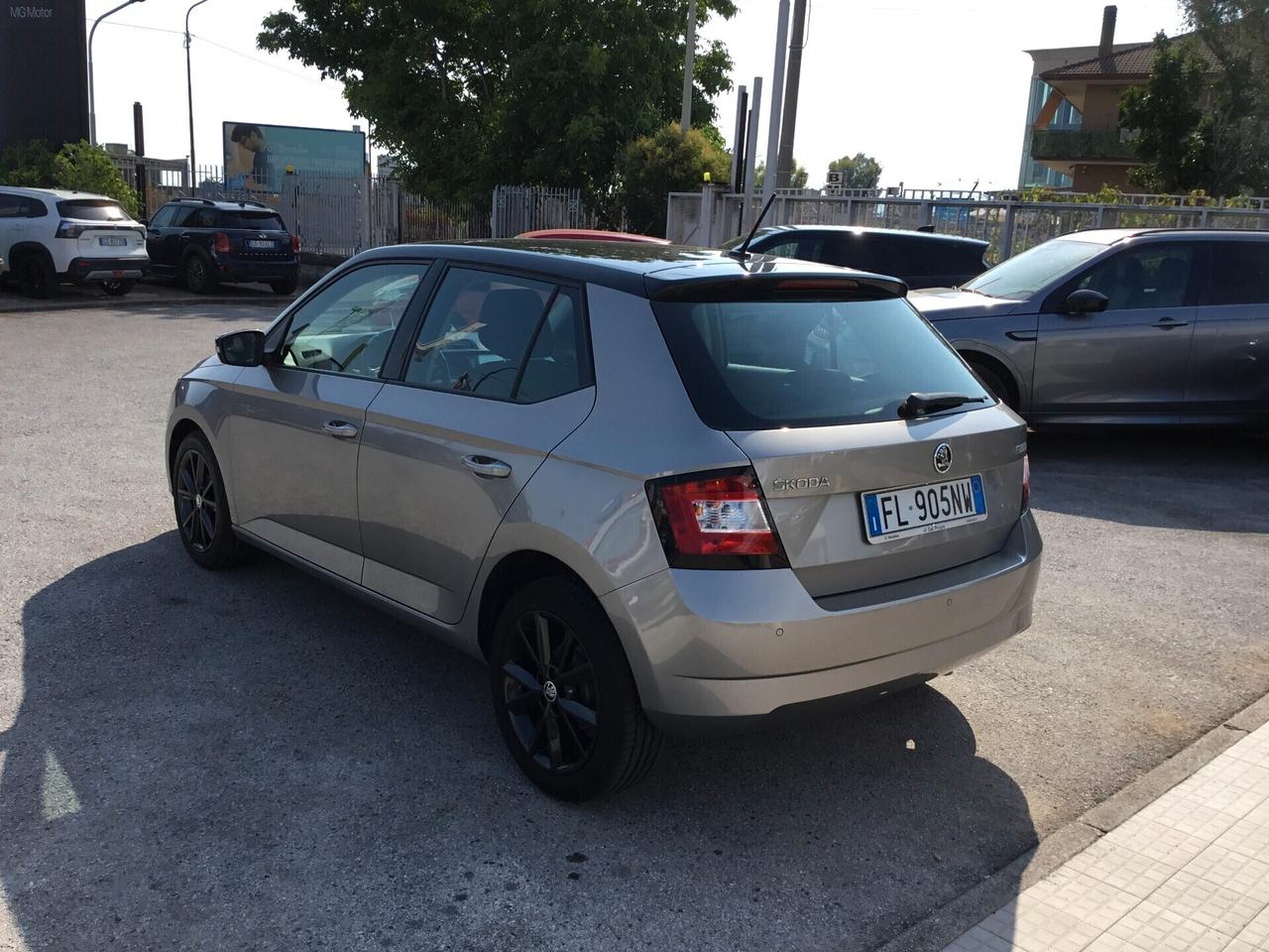 Skoda Fabia 1.0 MPI 60 CV Twin Color Design Edition Argento