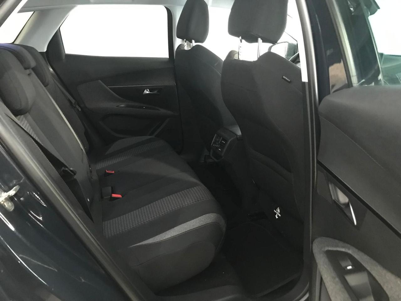 Peugeot 3008 BlueHDi 120cv Business km 95000