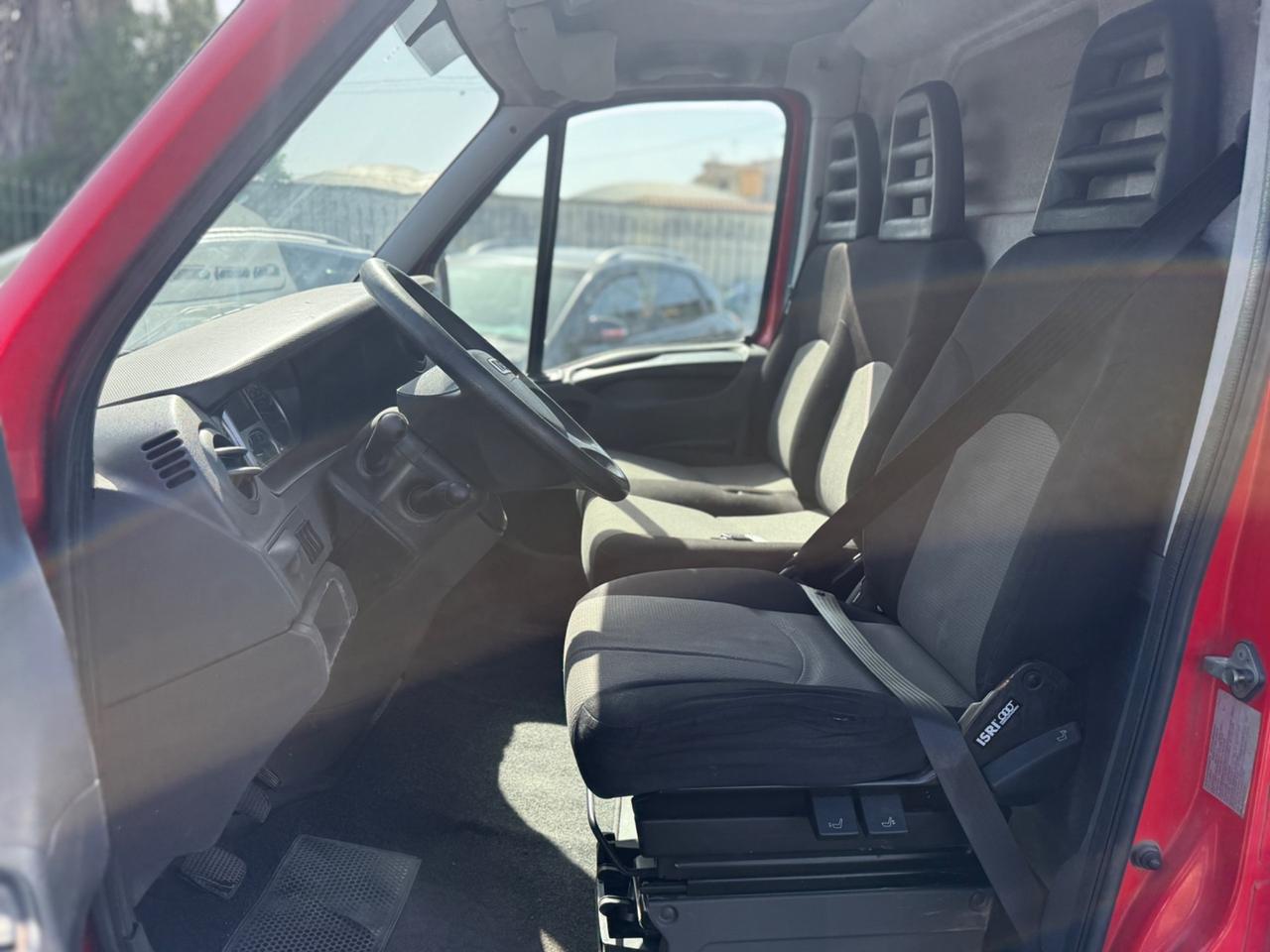 Iveco Daily 35S11 Furgone