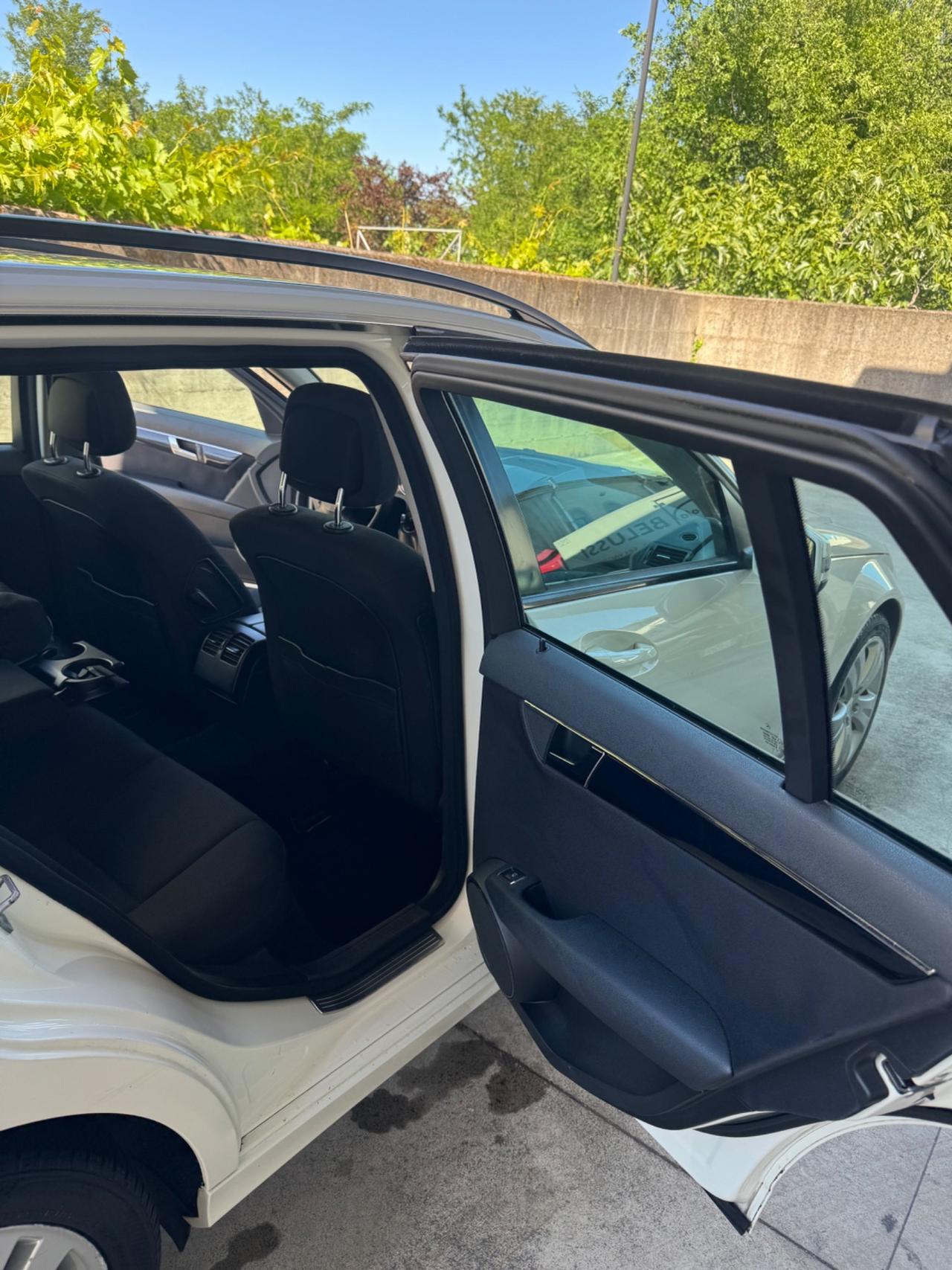 Mercedes-benz C 220 CDI S.W. BlueEFFICIENCY Executive