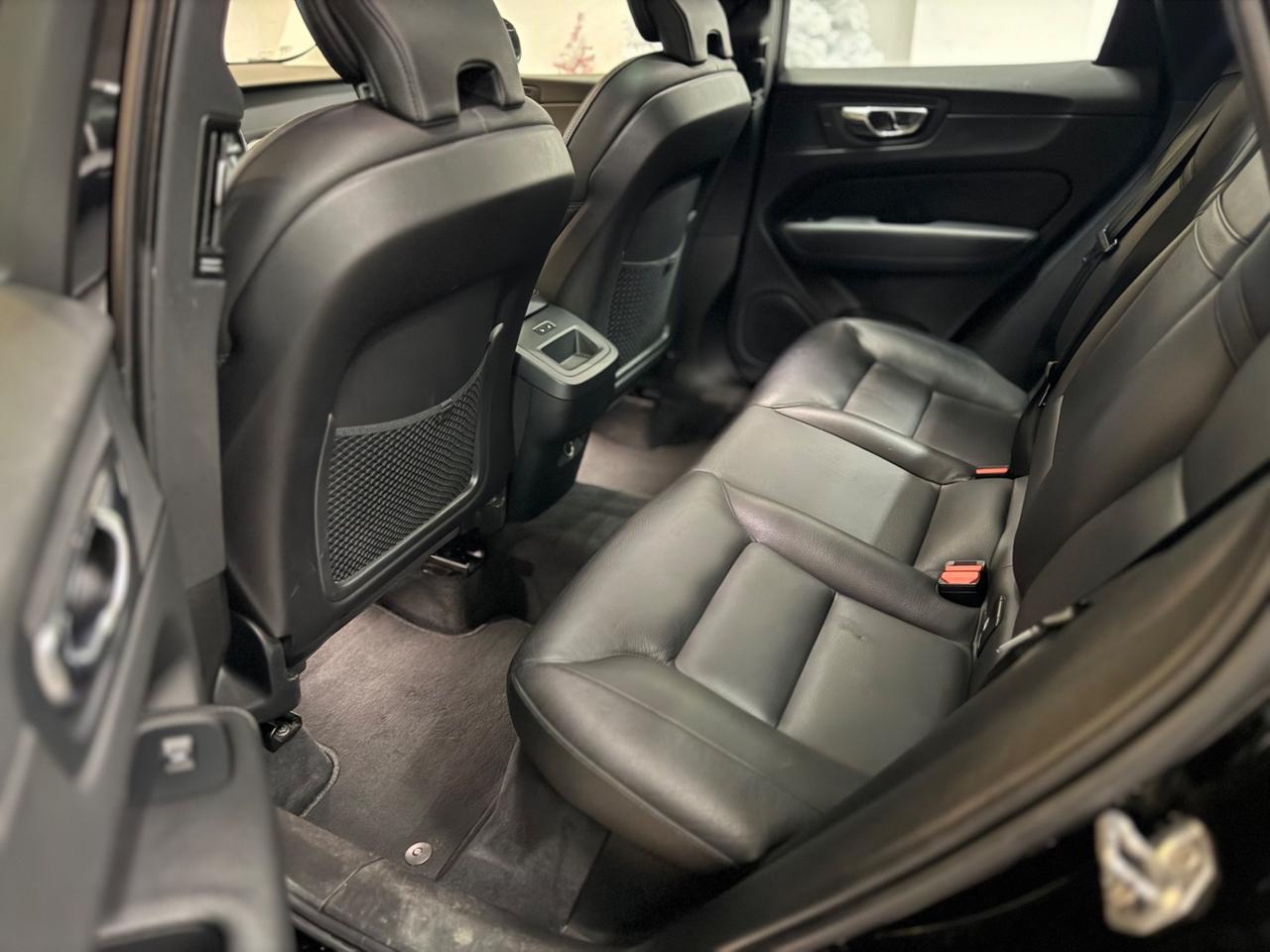 Volvo XC 60 AUTOMATICA Regenered Car