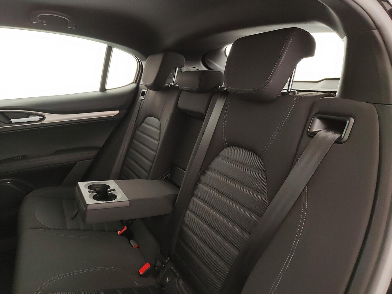 Alfa Romeo Stelvio 2.2 Turbodiesel 210 CV AT8 Q4 Sprint