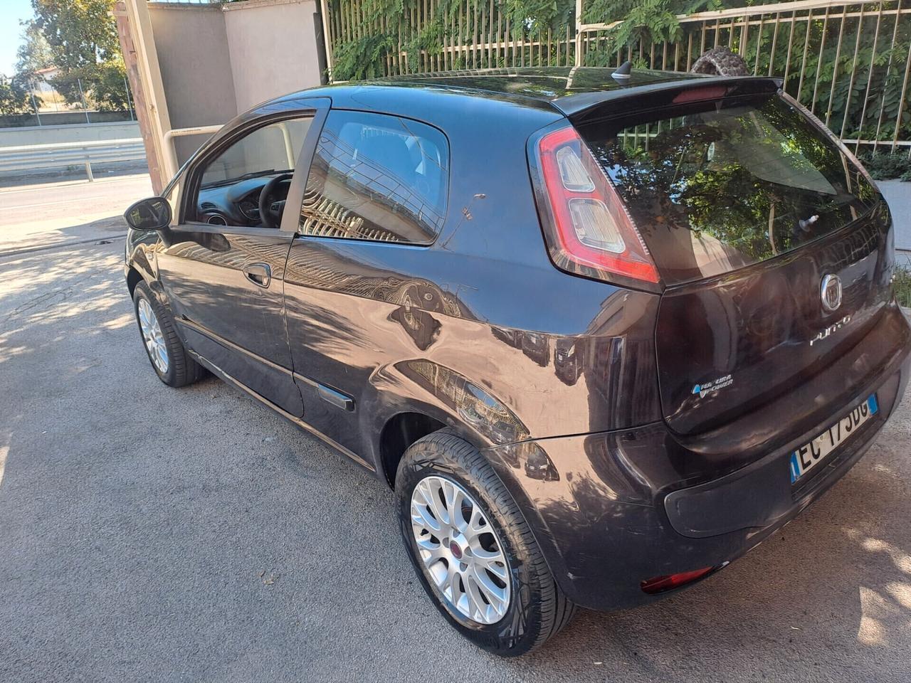 Fiat Punto Evo 1.4 3 porte Dynamic Natural Power.ENTRA E LEGGI