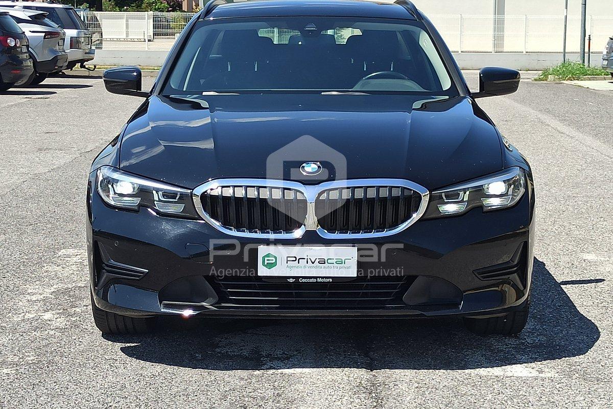 BMW 320d 48V Touring Business Advantage