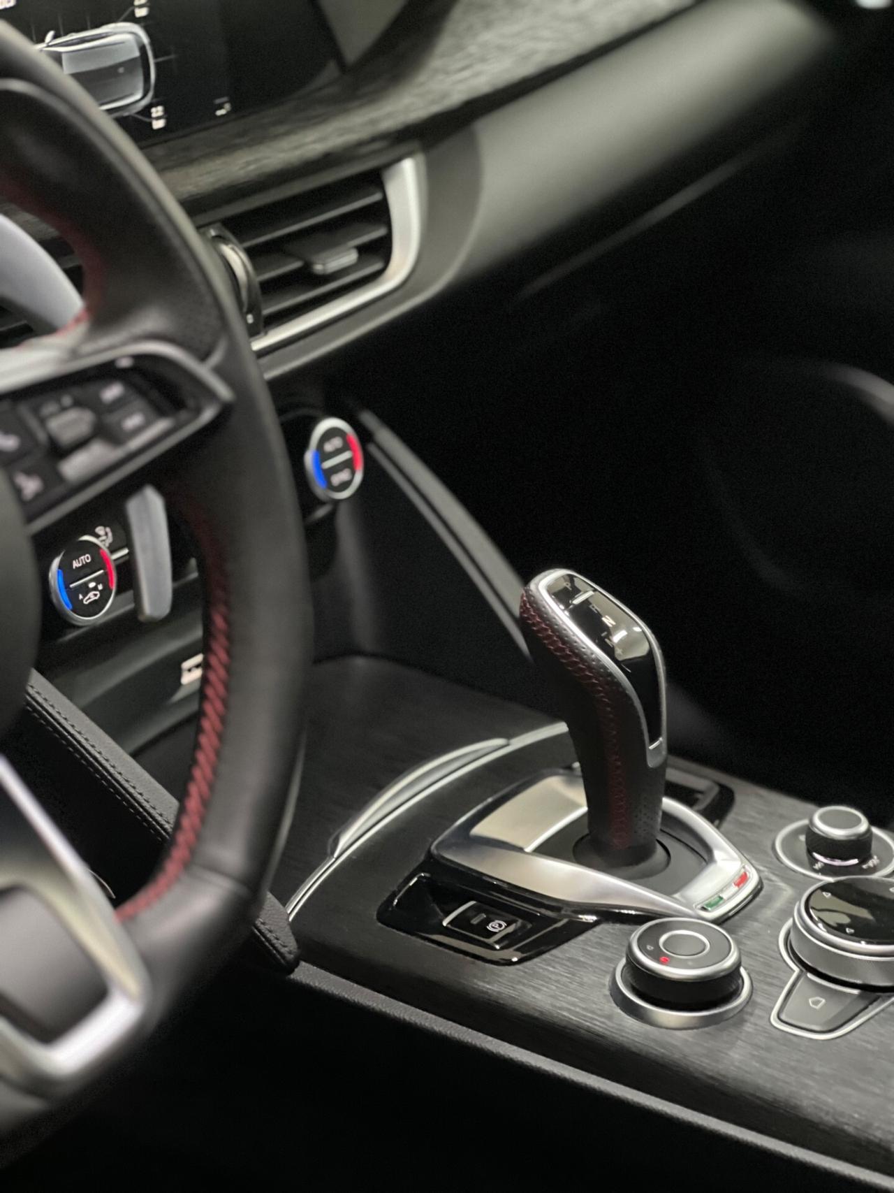 Alfa Romeo Stelvio 2.2 Turbodiesel 190 CV AT8 Q4 Business