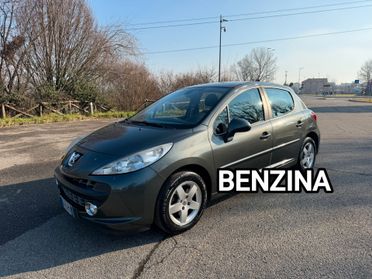 Peugeot 207 1.4 benzina