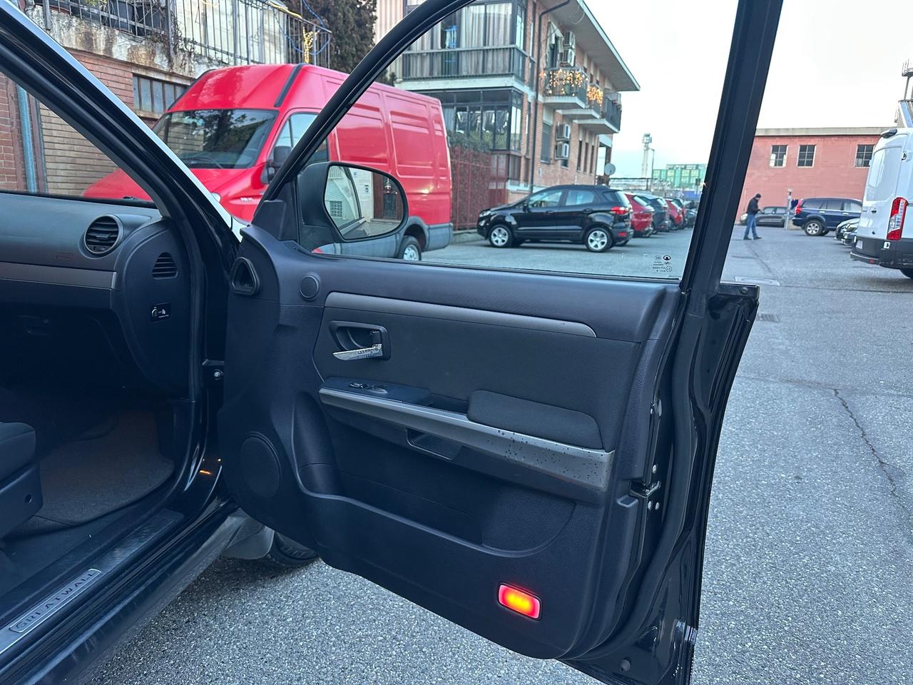 Great Wall Motor Hover 5 2.4 4x2 Luxury