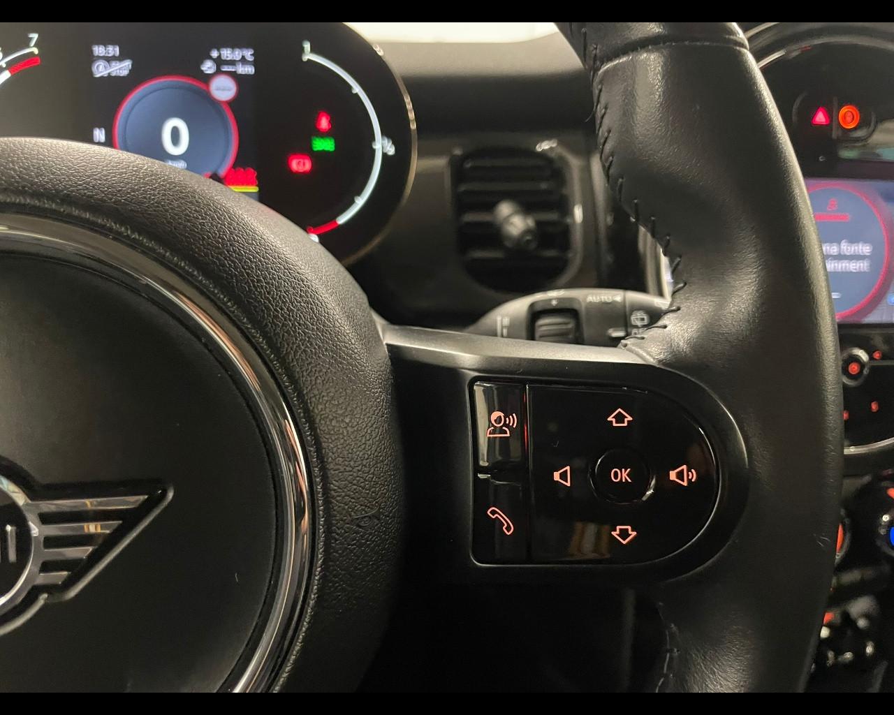 MINI Mini 5 porte (F55) - Mini 1.5 One Camden 5 porte