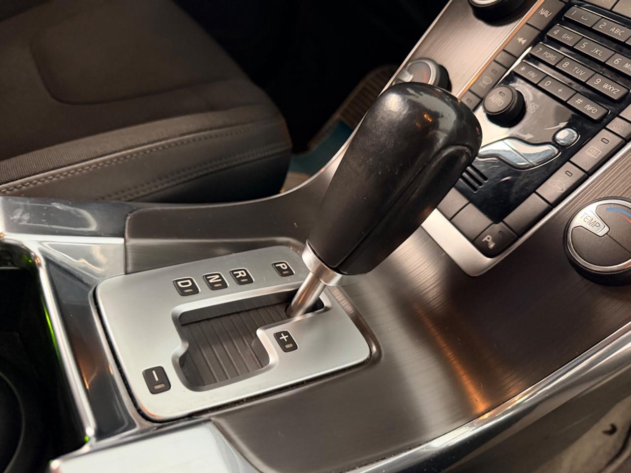 Volvo V60 D3 Geartronic Momentum