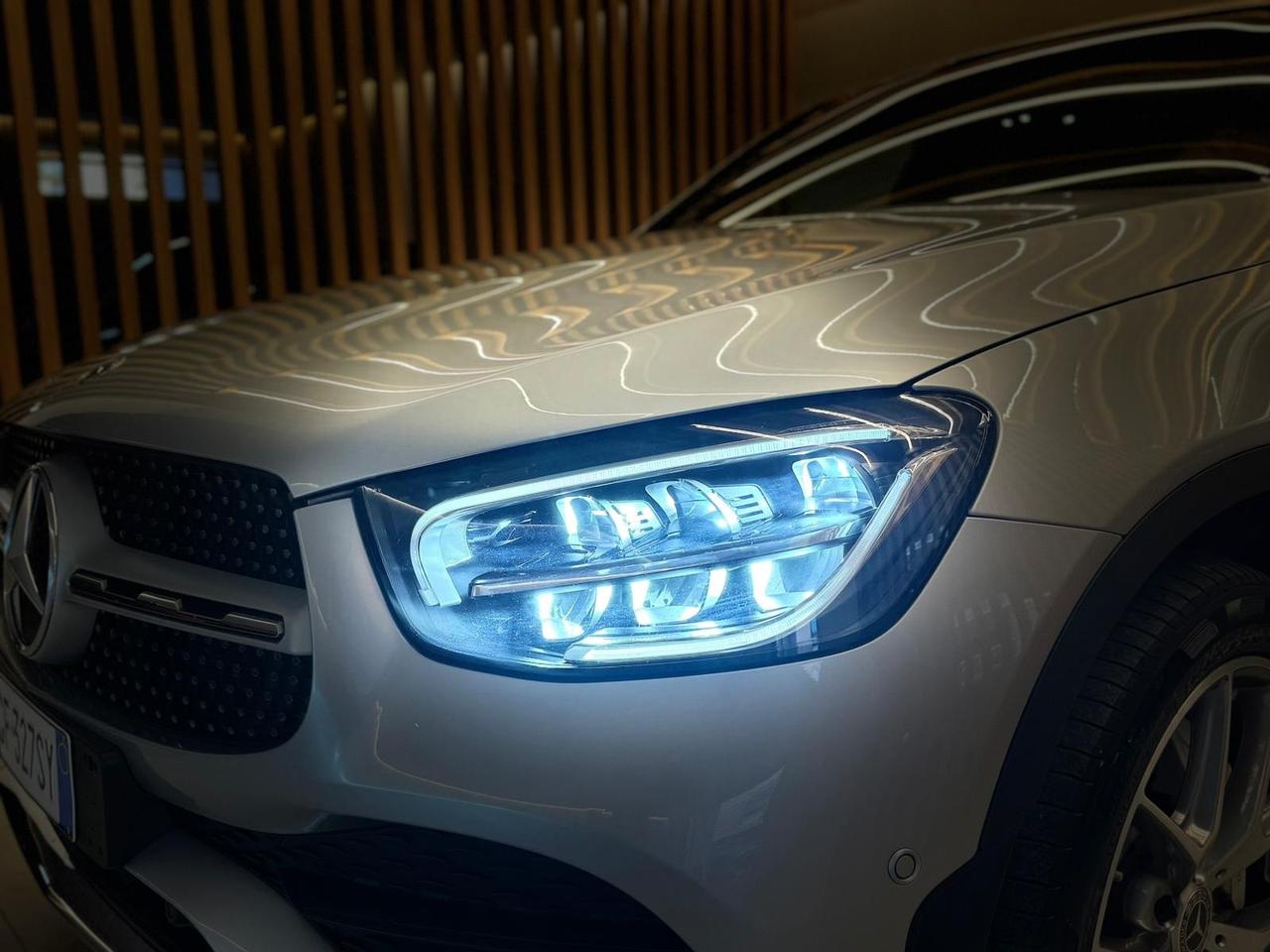 Mercedes-Benz GLC 250 4MATIC EXCLUSIVE AMG PERFECT GARANZIE PERMUTE