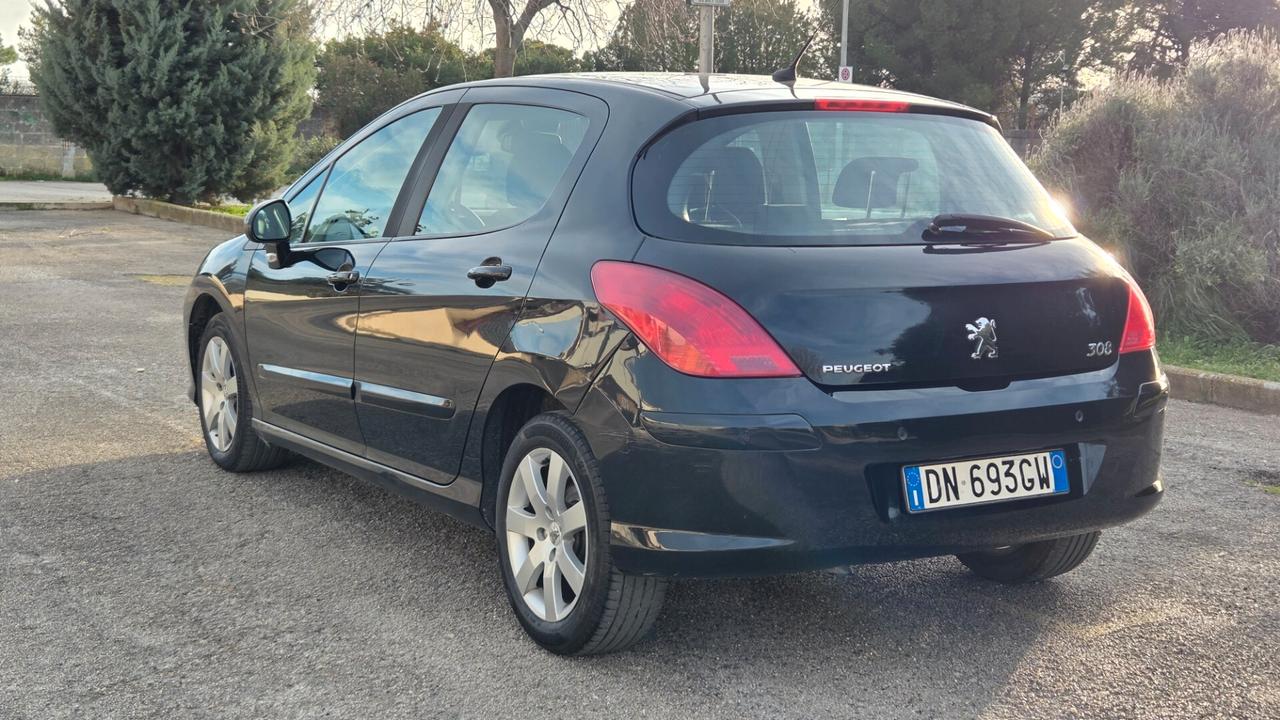 Peugeot 308 1.6 HDi 110CV 5p. Automatica