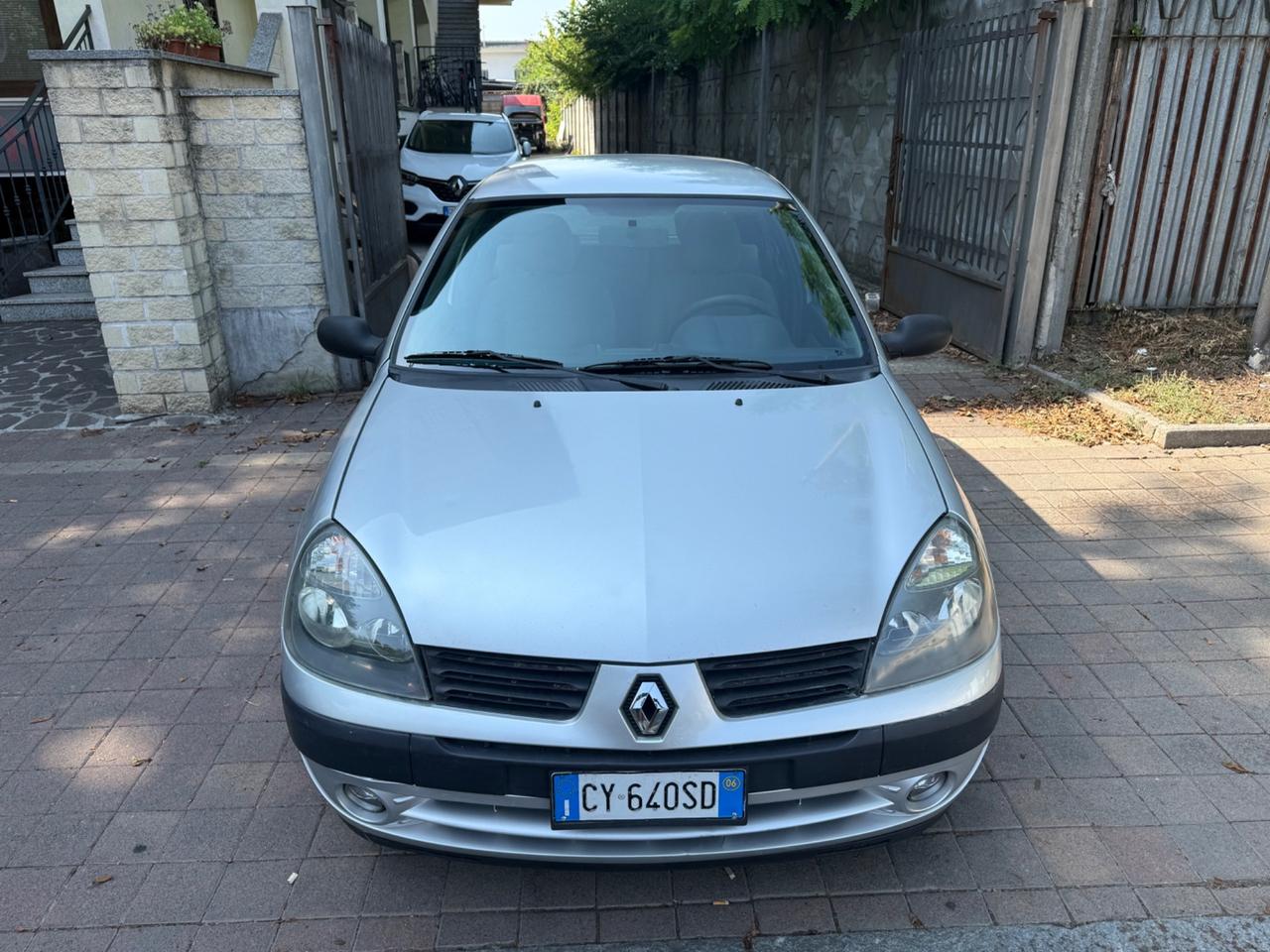 Renault Clio 1.2 16V 5 porte Confort