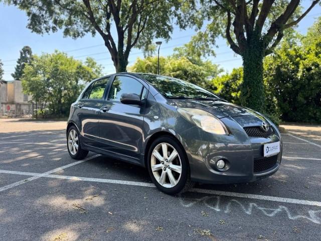 Toyota Yaris 1.8 ts Navy 5p