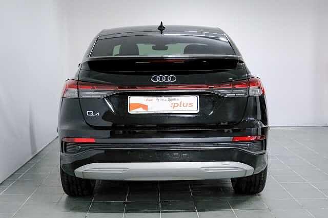 Audi Q4 e-tron SPB 40 Business Advanced