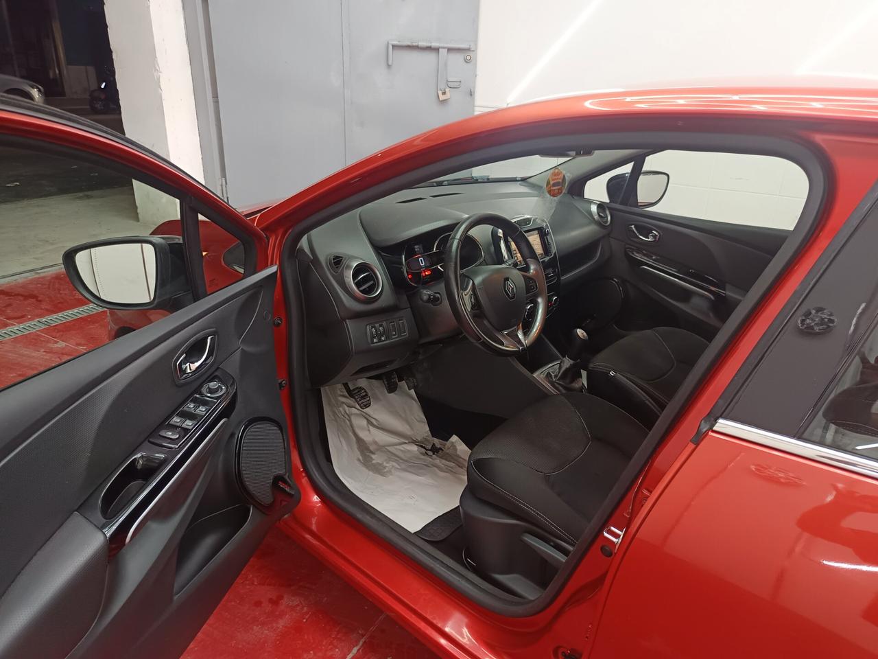 Renault Clio 1.5 dCi 8V 75CV 5 porte Costume National