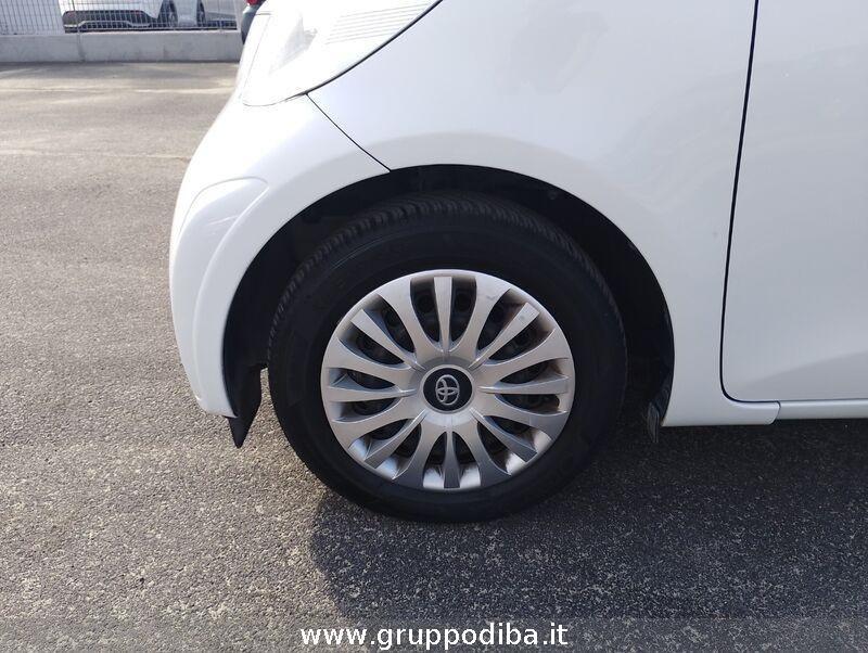 Toyota iQ 1.0 Active (sol) cvt E5