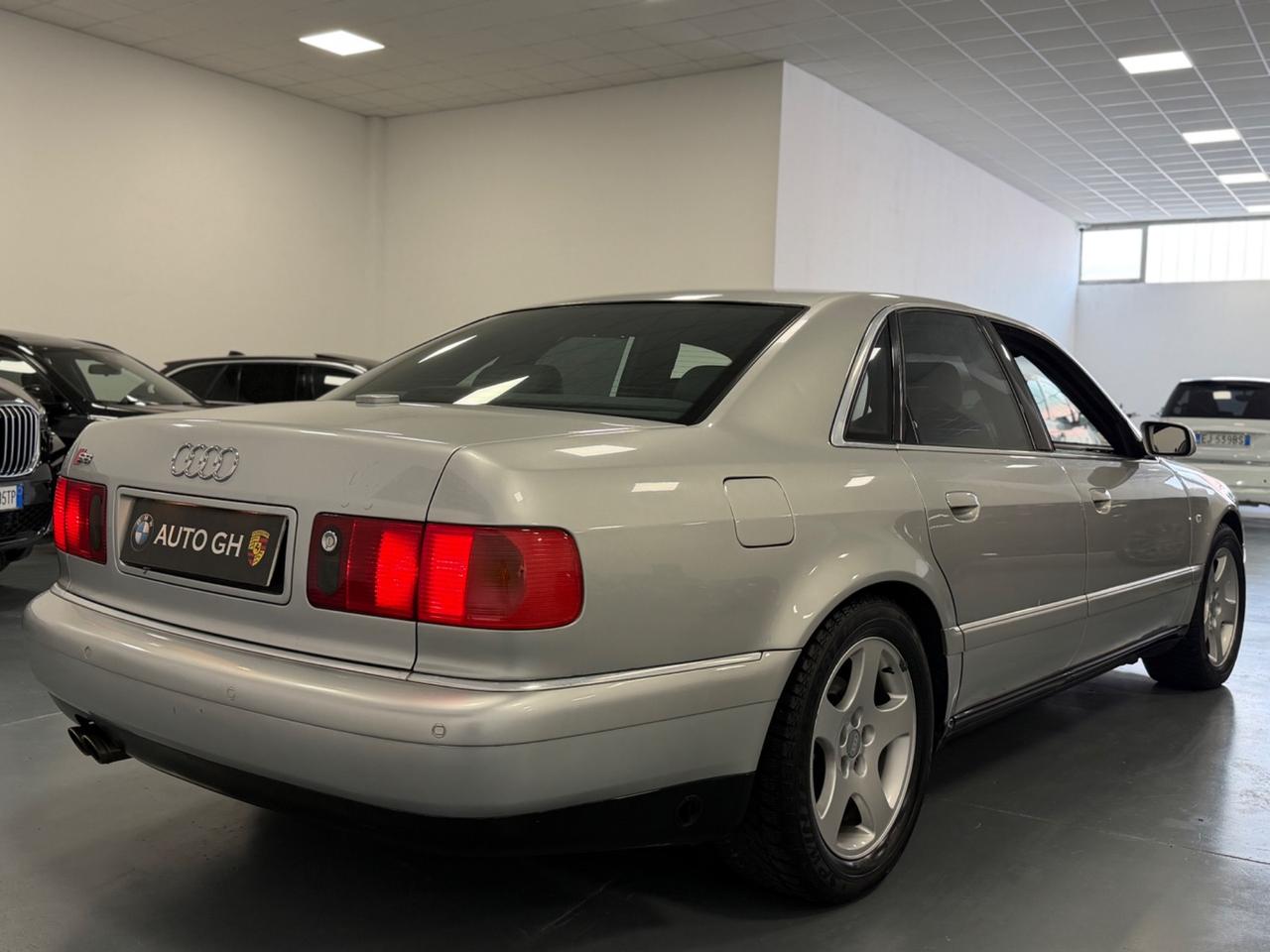Audi S8 4.2 V8 40V cat quattro 360cv 135000 km