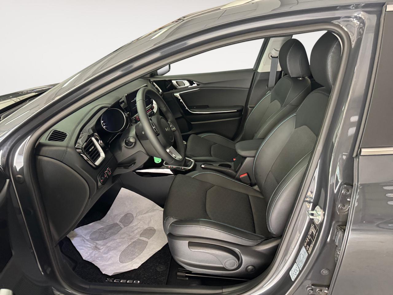 KIA XCEED PE MY25 1.5 TGDI MH BUSINESS