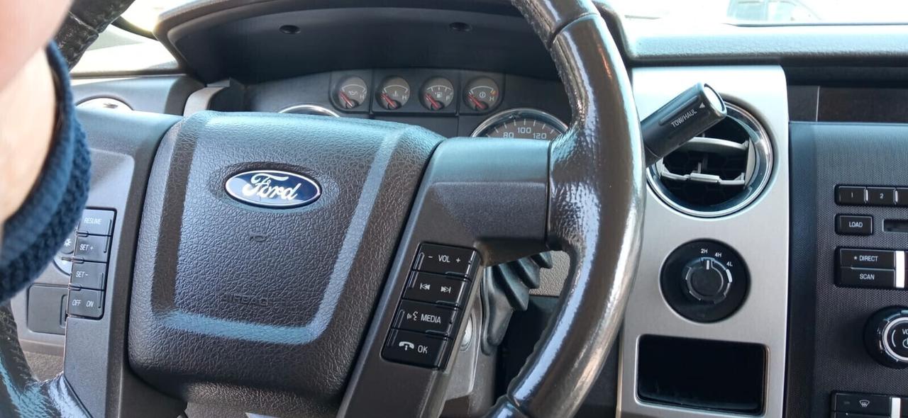 Ford F 150 Autocarro 6 posti