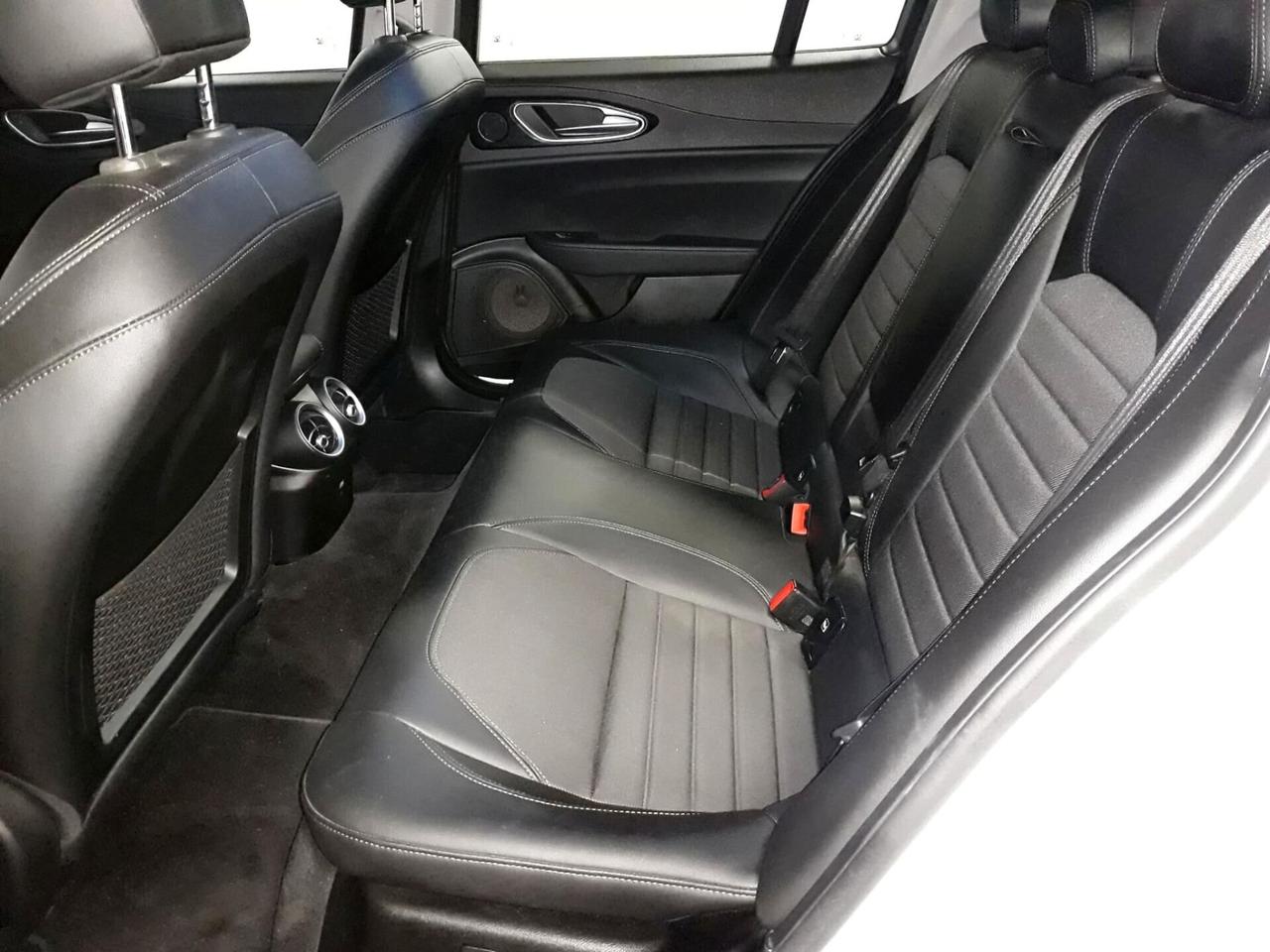 Alfa Romeo Giulia 2.2 Turbodiesel 190 CV AT8 AWD Q4 Executive