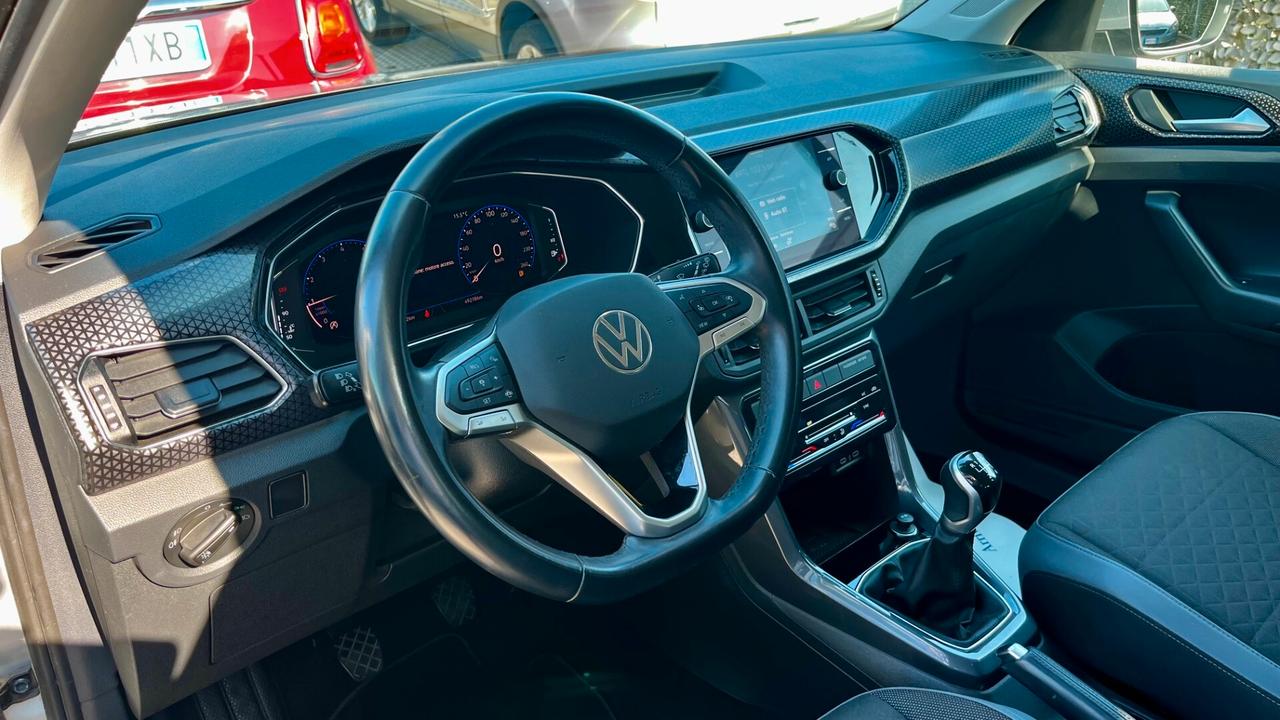 Volkswagen T-Cross 1.0 tsi Advanced 110cv " SENZA ALCUN VINCOLO /X NEOPATENTATI "