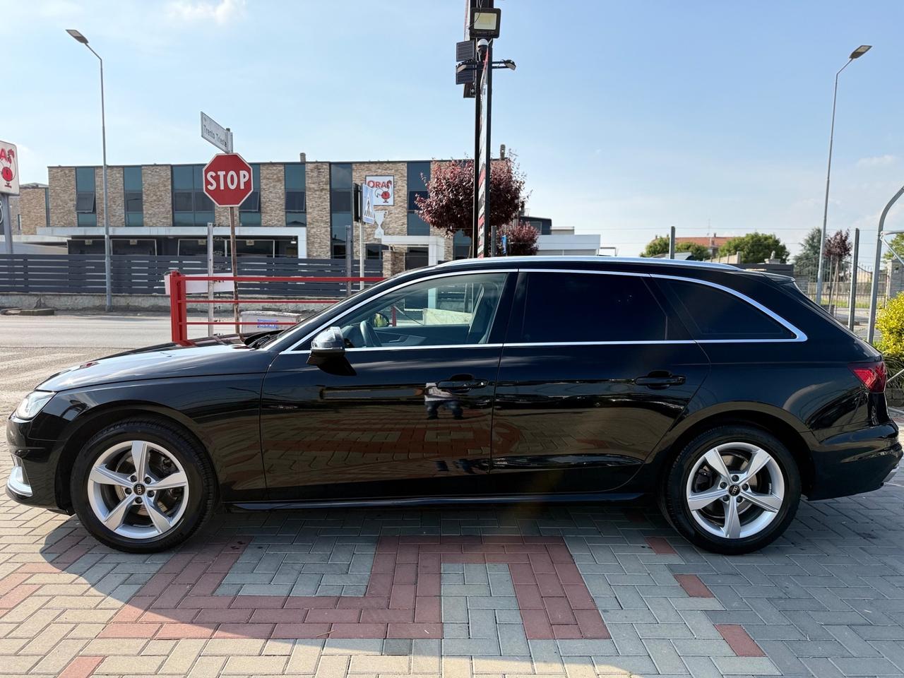 Audi A4 Avant 30 TDI/136 CV S tronic Advanced IVA ESPSOTA