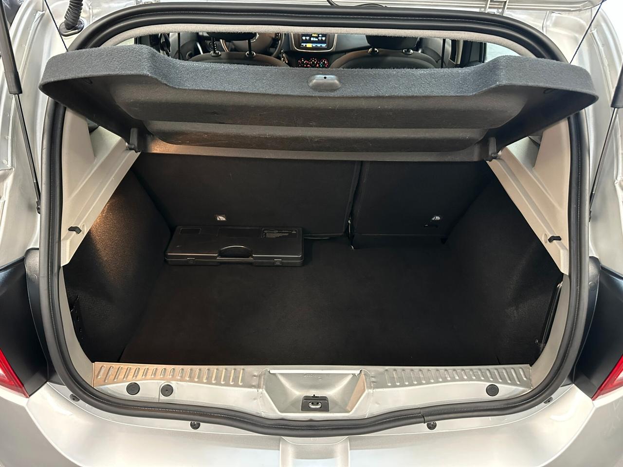 Dacia Sandero 1.2 75CV Lauréate