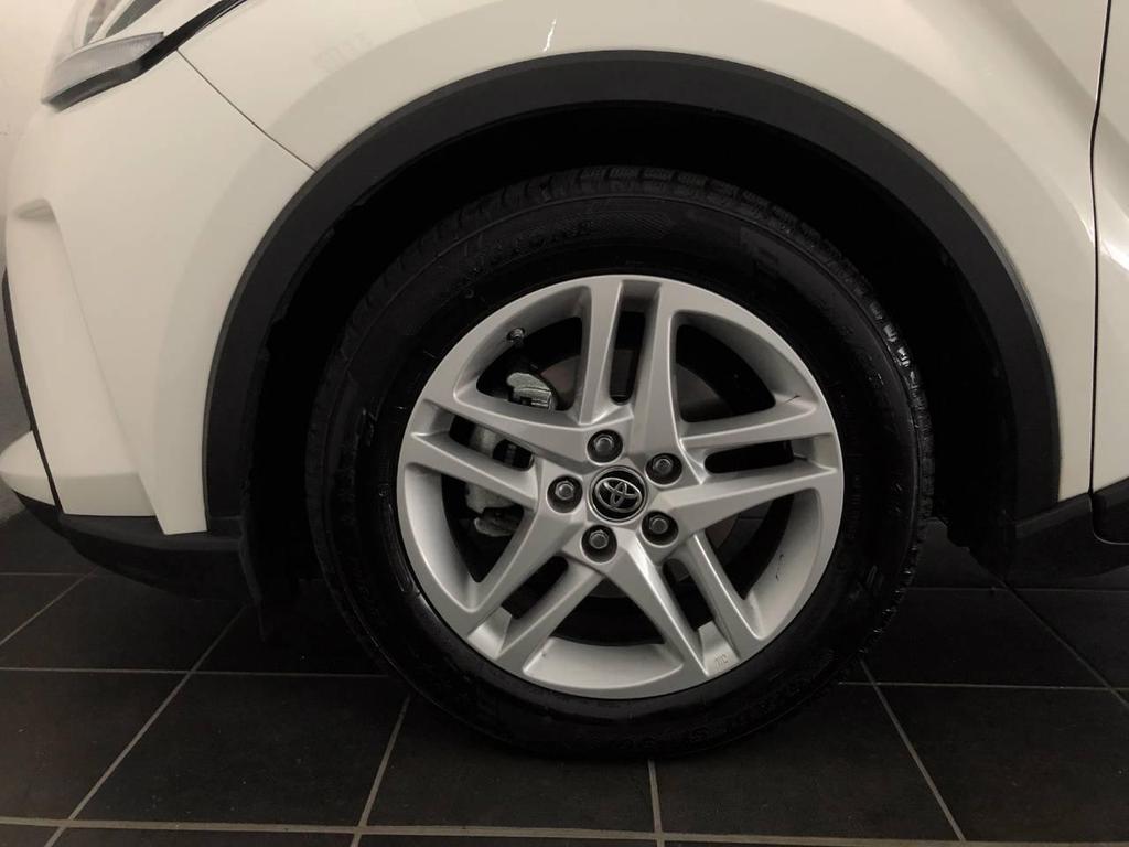 Toyota C-HR 1.8 Hybrid Active E-CVT