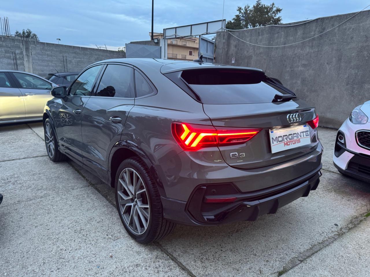 Audi Q3 35 2.0TDI 150cv S tronic S line edition 2019