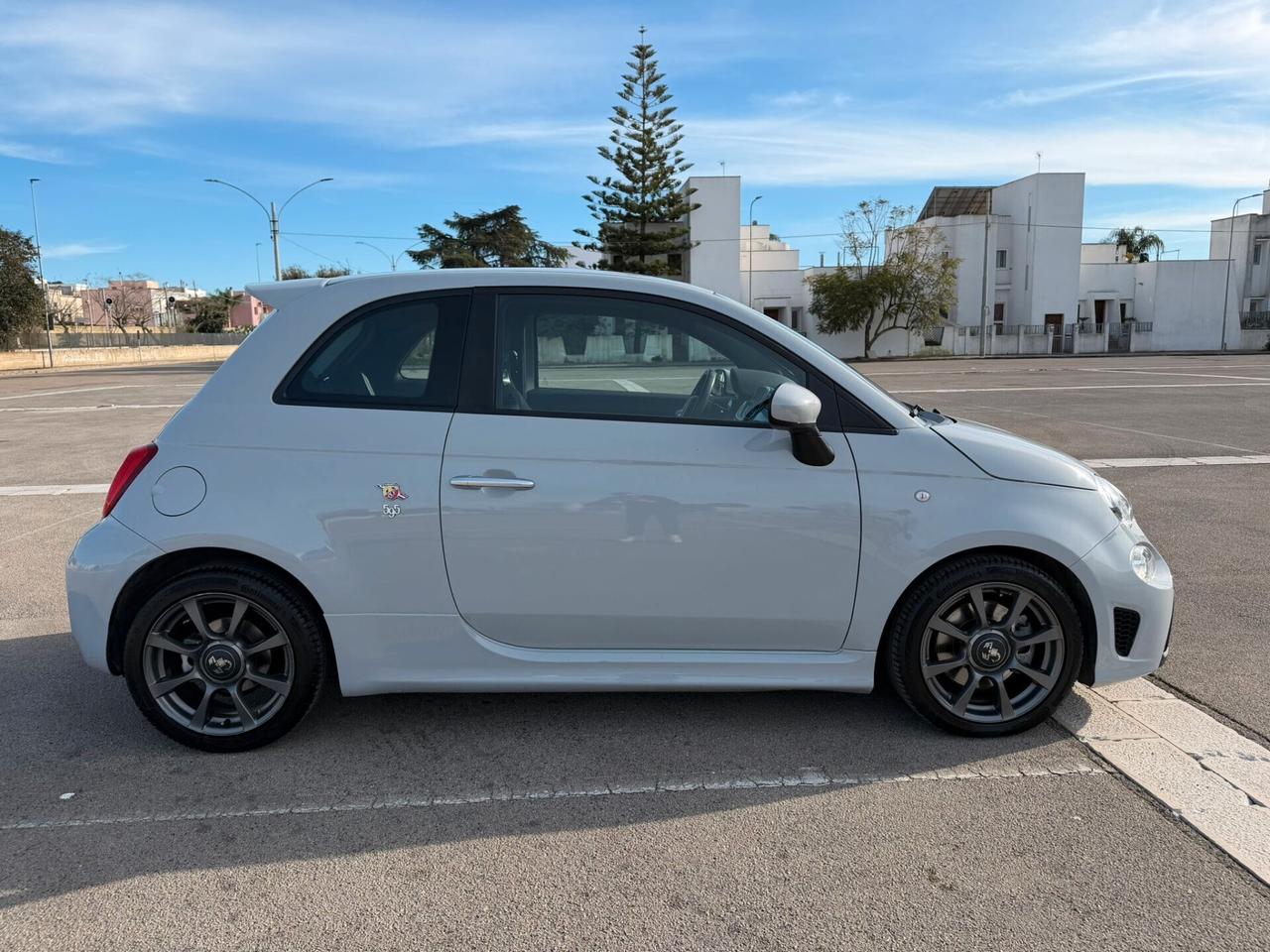 Abarth 595 1.4 Turbo T-Jet 145 CV