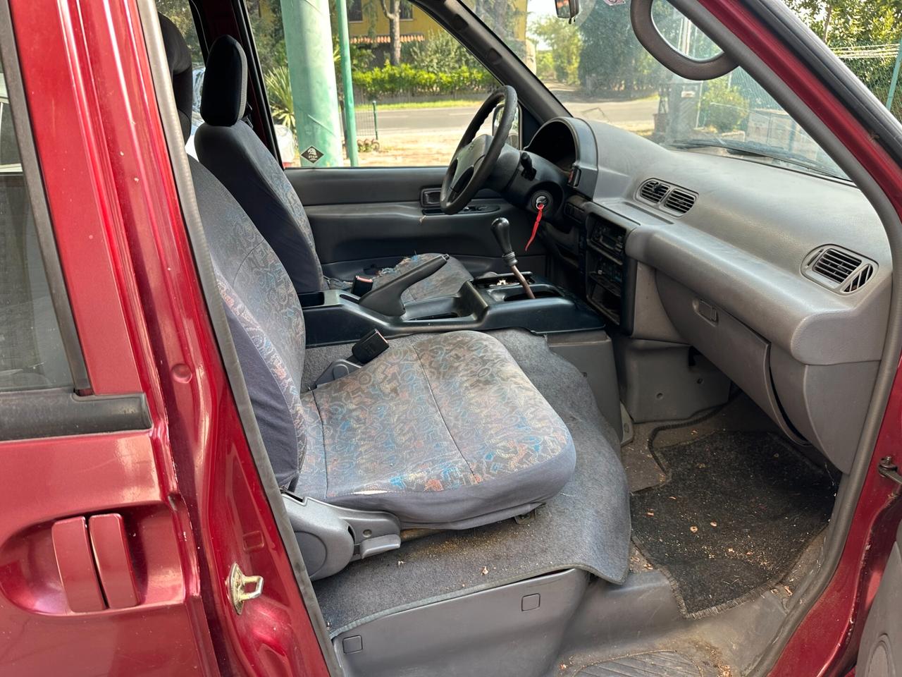 Nissan Serena 1.6 ELX 8 POSTI