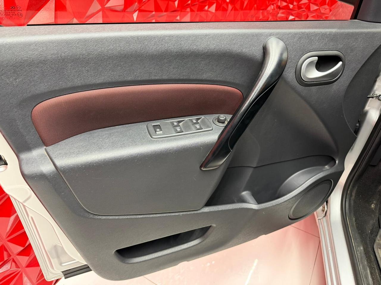 Renault Kangoo Blue dCi 8V 95 CV 5 porte Limited IVA DEDUCIBILE