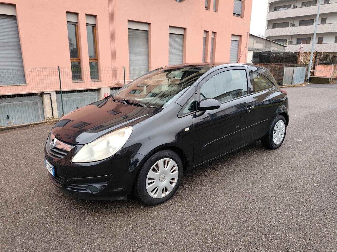 Opel Corsa 1.2 Benz euro 4 Sport neopatentati