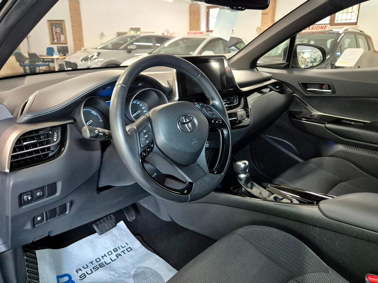 Toyota C-HR 1.8 Hybrid E-CVT Trend