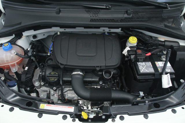 FIAT 500 1.0 Hybrid Tetto panoramico/Neopatentati/Uconnect
