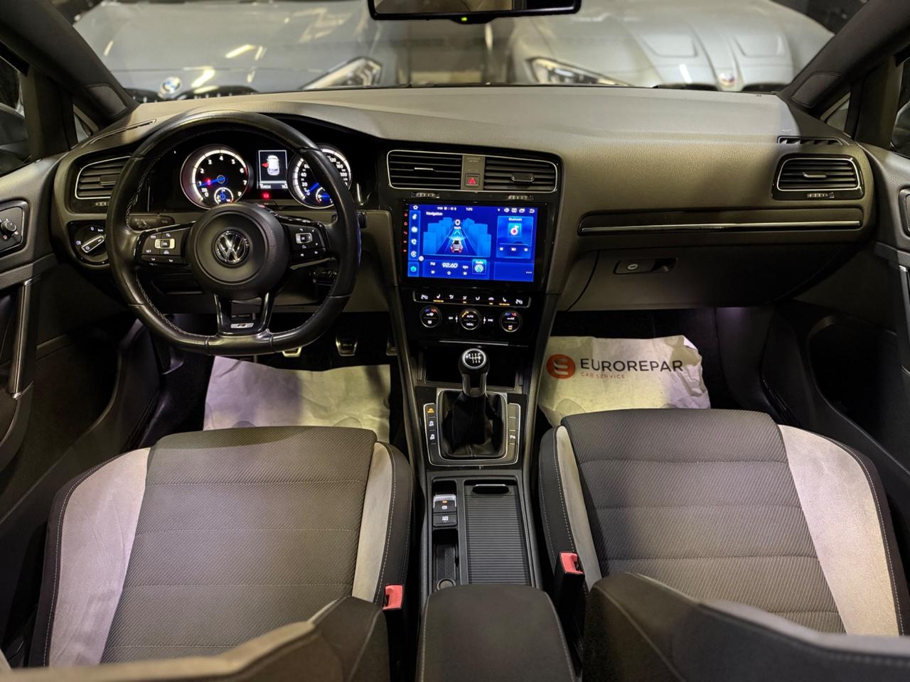 Volkswagen Golf R 2.0 5p.