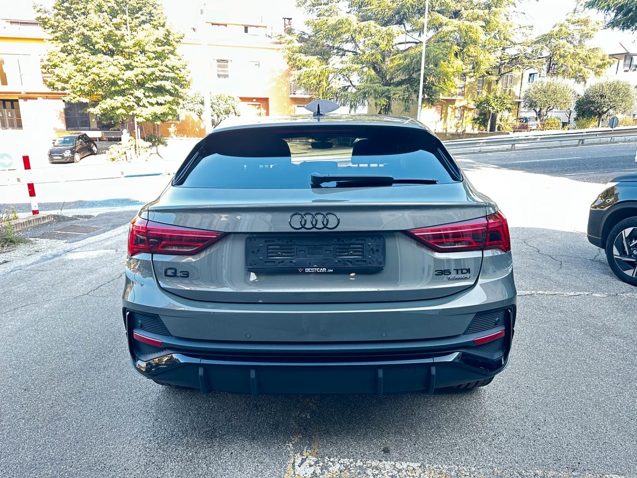 Audi Q3 SPORTBACK 35 TDI quattro S tronic line edition