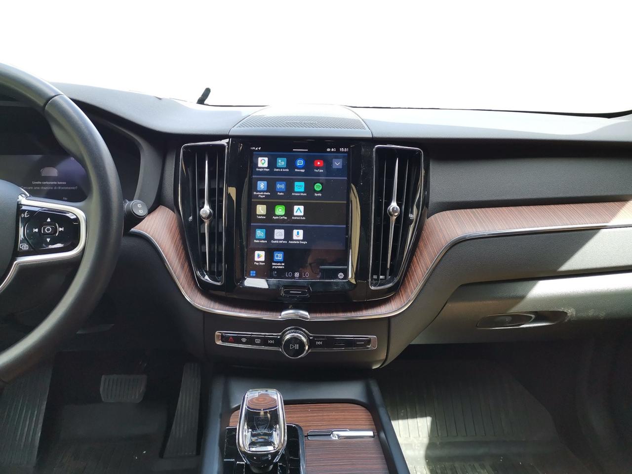 VOLVO XC60 II - XC60 N1 2.0 B4 d Ultimate Dark awd auto