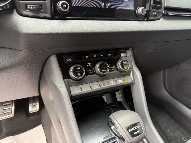 SKODA Karoq 2.0 TDI 4x4 DSG SportLine Matrix Navi ACC Camera