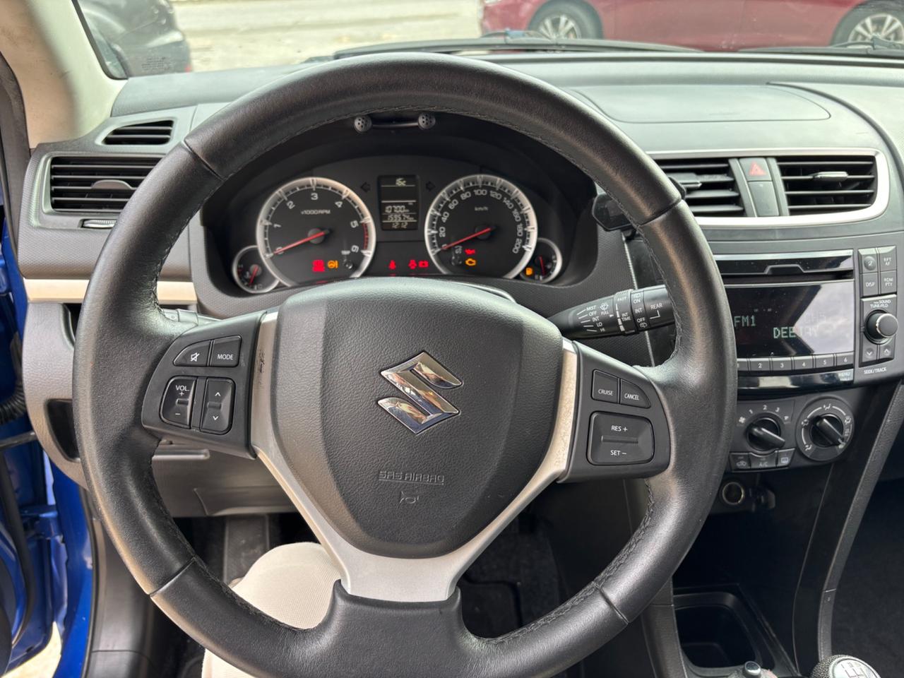 Suzuki Swift 1.3 DDiS 5 porte B-Cool Bi-Color