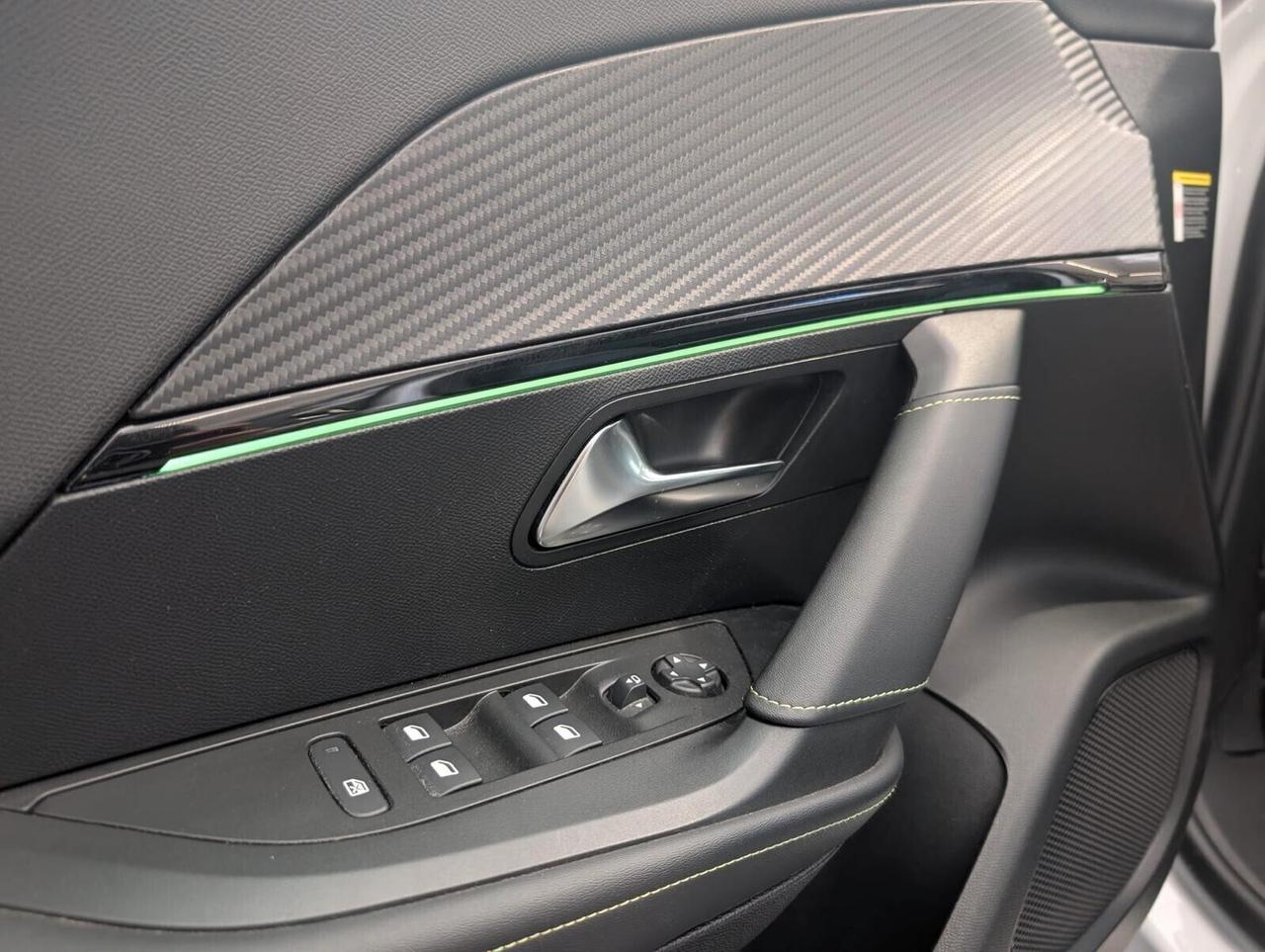 Peugeot 2008 BlueHDi 130 S&S EAT8 GT Pack