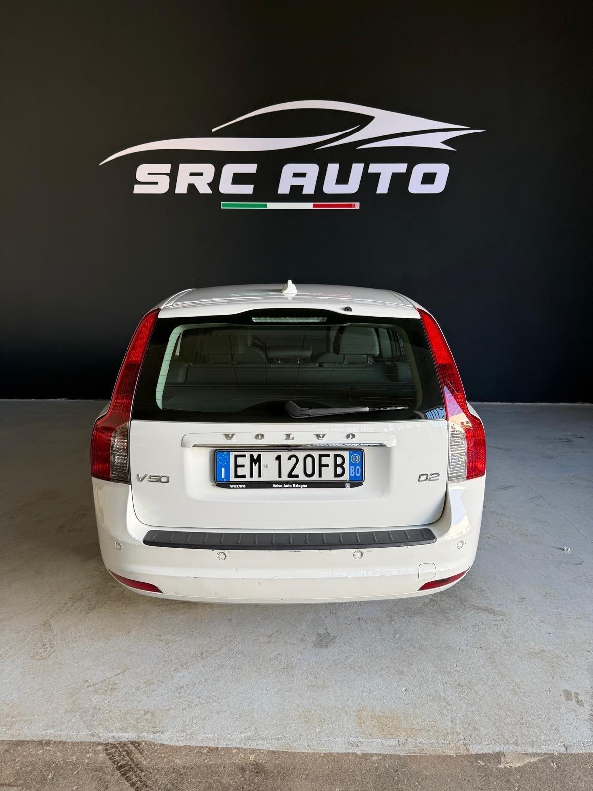 Volvo V50 D2 R-design