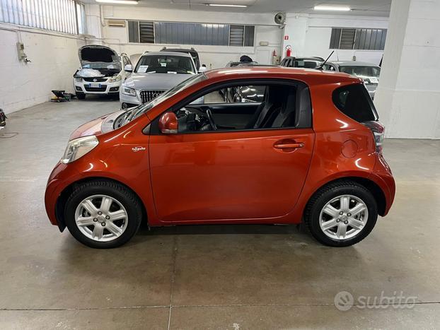 Toyota iQ 1.0 cambio automatico!!!