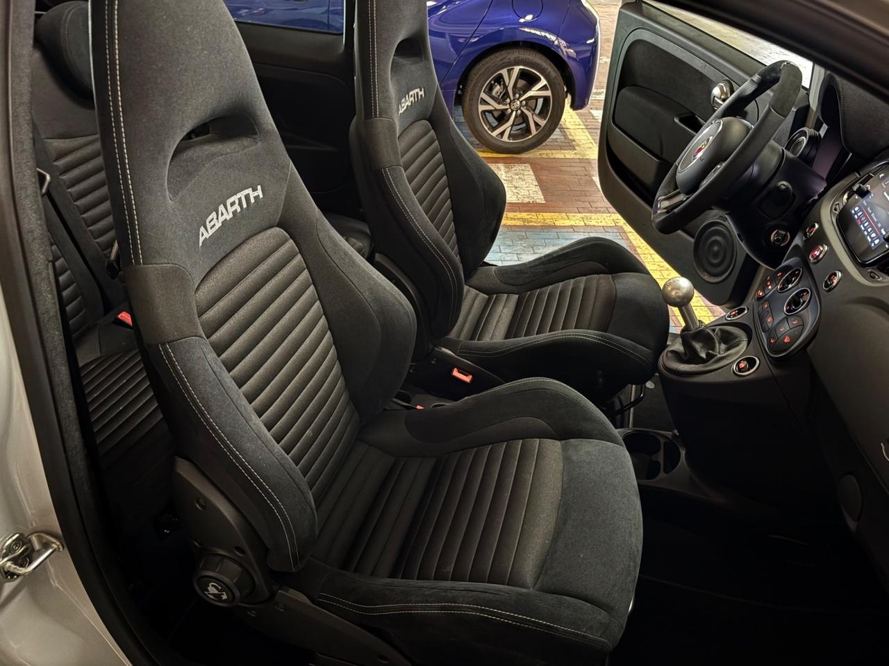 Abarth 595 C 1.4 Turbo T-Jet 180 CV Competizione