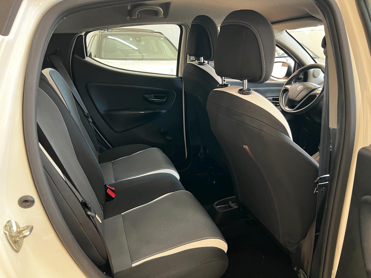 Lancia Ypsilon 1.3 MJT 16V 95 CV 5 porte S&S Elefantino