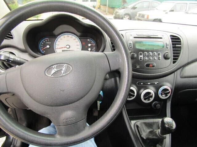 Hyundai i10 1.1 12V preparata con cura