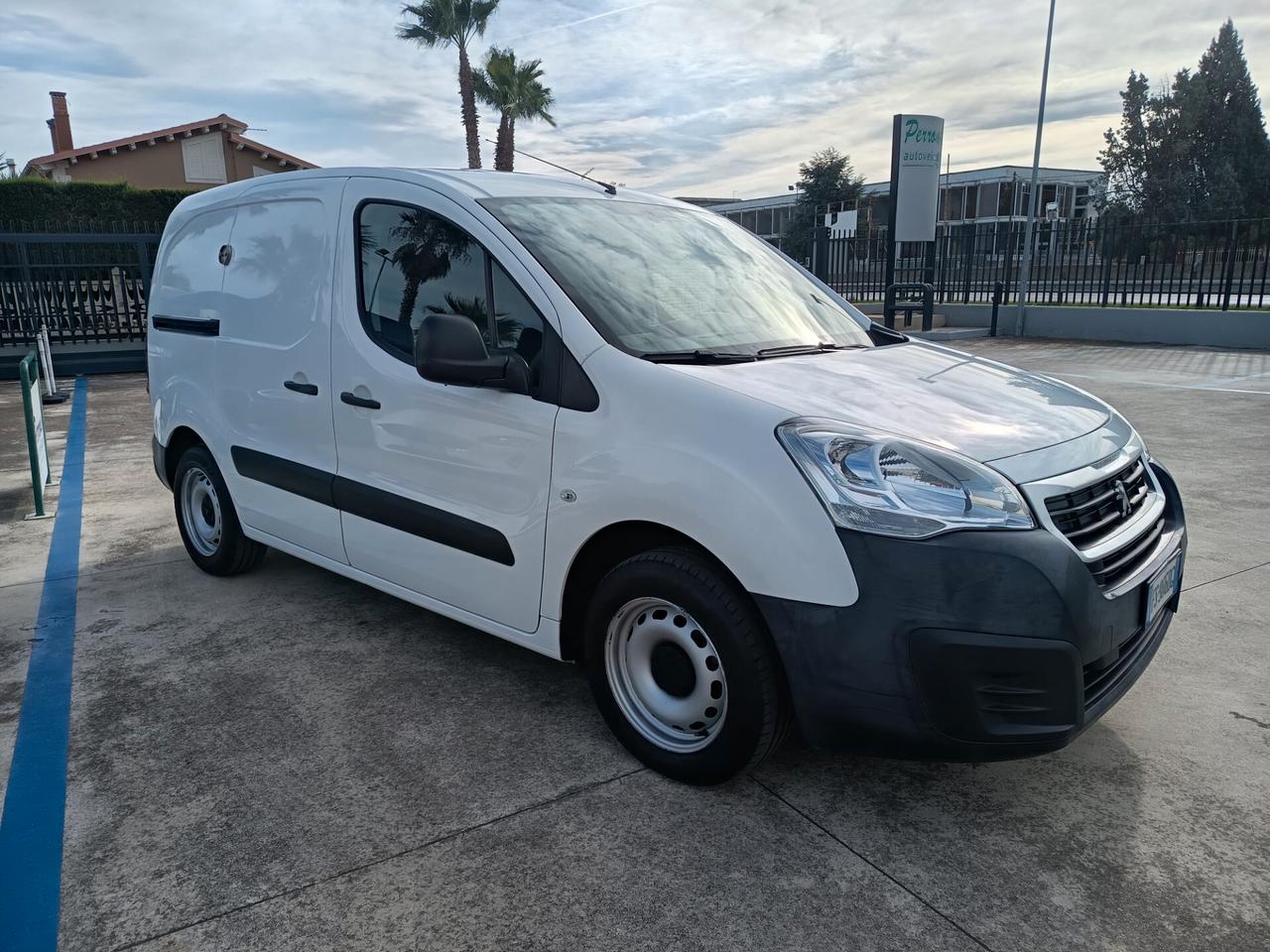 Peugeot Partner BlueHDi 100 L1 Furgone Premium
