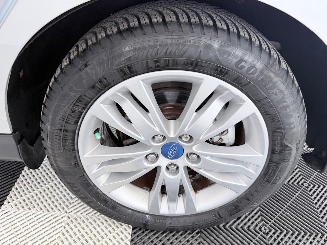 Ford Focus 1.6TDCi 115CV SW NEOPATENTATI