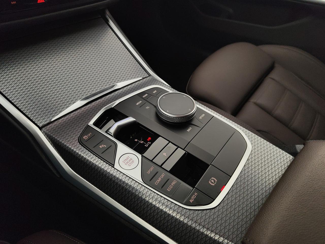 BMW M340d Touring mhev 48V xdrive MSport Pro auto